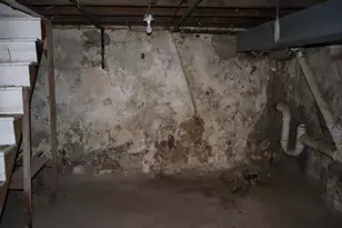 122 E Meehan Ave, Philadelphia, PA 19119 - Photo 18