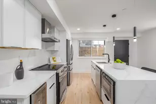 2605 E Boston St, Philadelphia, PA 19125 - Photo 2