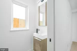 2605 E Boston St, Philadelphia, PA 19125 - Photo 16