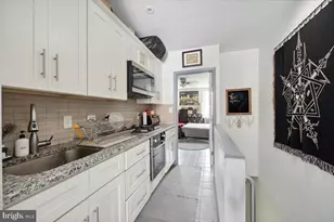 1327 Snyder Ave, Philadelphia, PA 19148 - Photo 8