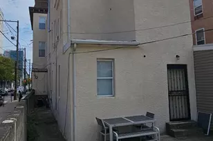 1542 N 15th St, Philadelphia, PA 19121 - Photo 28