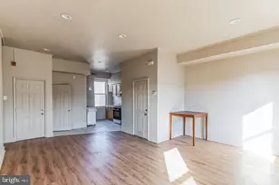 1542 N 15th St, Philadelphia, PA 19121 - Photo 12