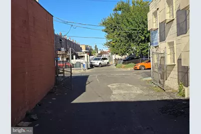 4433 Whitaker Avenue, Philadelphia, PA 19120 - Photo 18