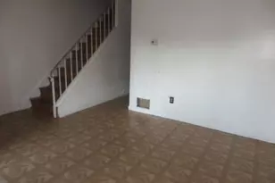 327 E Haines St, Philadelphia, PA 19144 - Photo 2