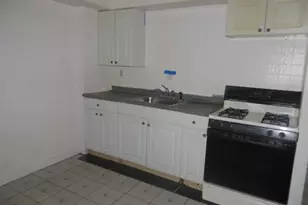 327 E Haines St, Philadelphia, PA 19144 - Photo 4