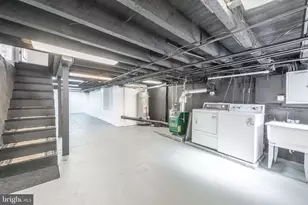 1037 Snyder Ave, Philadelphia, PA 19148 - Photo 24