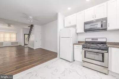 1037 Snyder Avenue, Philadelphia, PA 19148 - Photo 12