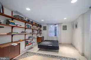 2201 Green St, Philadelphia, PA 19130 - Photo 38