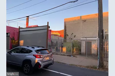 1721 S Water Street, Philadelphia, PA 19148 - Photo 2