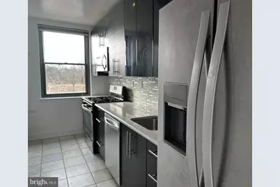 2601 Pennsylvania Avenue #109, Philadelphia, PA 19130 - Photo 2