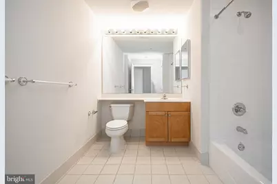 717 S Chris Columbus Boulevard #1210, Philadelphia, PA 19147 - Photo 24