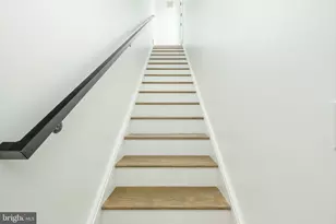 85 E Sharpnack St, Philadelphia, PA 19119 - Photo 44