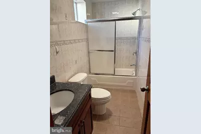 1320 W Girard Avenue #3RD FL, Philadelphia, PA 19123 - Photo 4