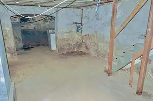 2547 Bonaffon St, Philadelphia, PA 19142 - Photo 34