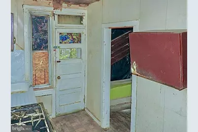 2547 Bonaffon Street, Philadelphia, PA 19142 - Photo 12