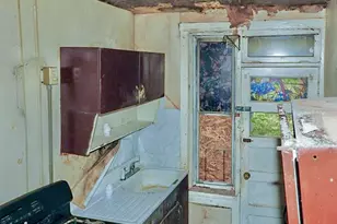 2547 Bonaffon St, Philadelphia, PA 19142 - Photo 14