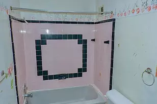 2547 Bonaffon St, Philadelphia, PA 19142 - Photo 28