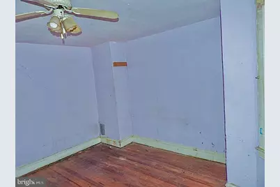 2547 Bonaffon Street, Philadelphia, PA 19142 - Photo 32