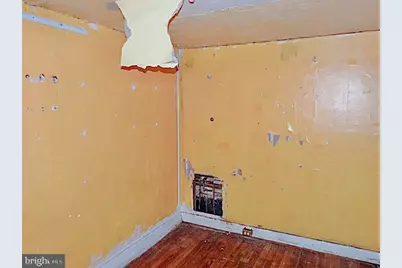 2547 Bonaffon Street, Philadelphia, PA 19142 - Photo 24