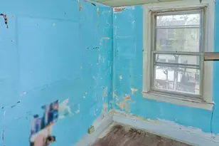 2547 Bonaffon St, Philadelphia, PA 19142 - Photo 20