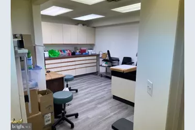 536 W Walnut Lane REAR #1, Philadelphia, PA 19128 - Photo 14