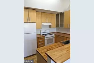 1203 Green Street #3, Philadelphia, PA 19123 - Photo 4