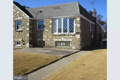 8816 Bradford Street, Philadelphia, PA 19115 - Photo 2