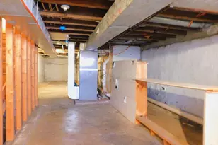 2142 N Carlisle St, Philadelphia, PA 19121 - Photo 8