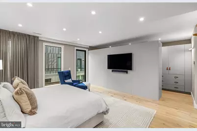 249 S 24th Street #H, Philadelphia, PA 19103 - Photo 26