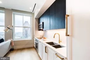 1401 Spruce St, Philadelphia, PA 19102 - Photo 2