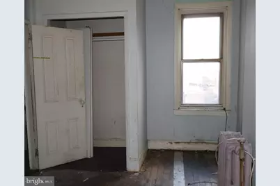 2708 E Indiana Avenue, Philadelphia, PA 19134 - Photo 8