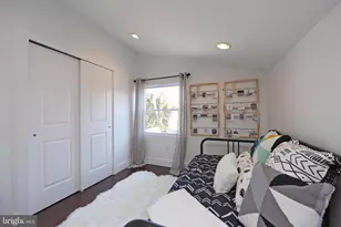 1111 Earl St, Philadelphia, PA 19125 - Photo 38