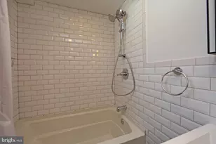 1111 Earl St, Philadelphia, PA 19125 - Photo 46