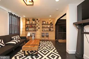 1111 Earl St, Philadelphia, PA 19125 - Photo 2