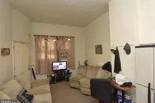 1831 S 5th St, Philadelphia, PA 19148 - Photo 10