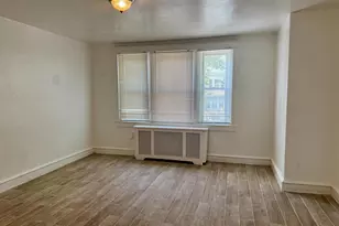 318 W Godfrey Ave, Philadelphia, PA 19120 - Photo 12