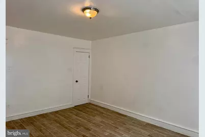 318 W Godfrey Avenue, Philadelphia, PA 19120 - Photo 16