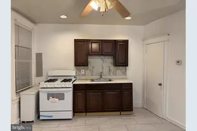 318 W Godfrey Avenue, Philadelphia, PA 19120 - Photo 6