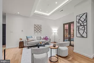 219 S 18th St, Philadelphia, PA 19103 - Photo 16