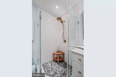 219 S 18th Street #309, Philadelphia, PA 19103 - Photo 30