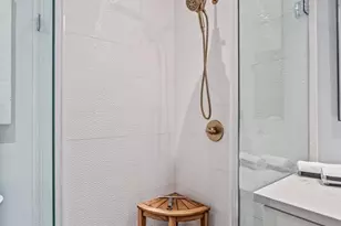 219 S 18th St, Philadelphia, PA 19103 - Photo 30