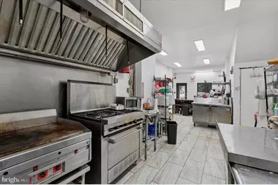 6028 Lansdowne Avenue, Philadelphia, PA 19151 - Photo 4