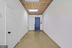 2226 N Front St, Philadelphia, PA 19133 - Photo 12