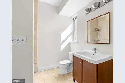 1712 W Girard Avenue, Philadelphia, PA 19130 - Photo 28