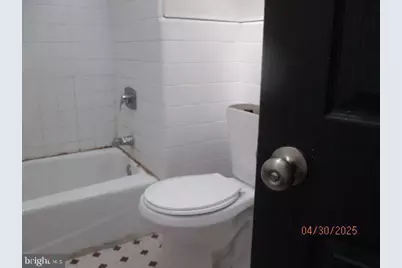 6535 Windsor, Philadelphia, PA 19142 - Photo 8