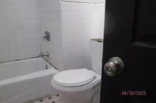 6535 Windsor, Philadelphia, PA 19142 - Photo 8