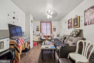 546 S Salford St, Philadelphia, PA 19143 - Photo 4