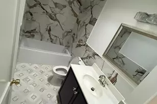 1353 Fanshawe St, Philadelphia, PA 19111 - Photo 18