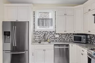 145 Sumac St, Philadelphia, PA 19128 - Photo 10