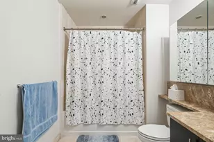 1425 Locust St, Philadelphia, PA 19102 - Photo 20